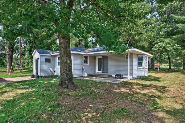 235 Highway 95 NW, Cambridge, MN 55008