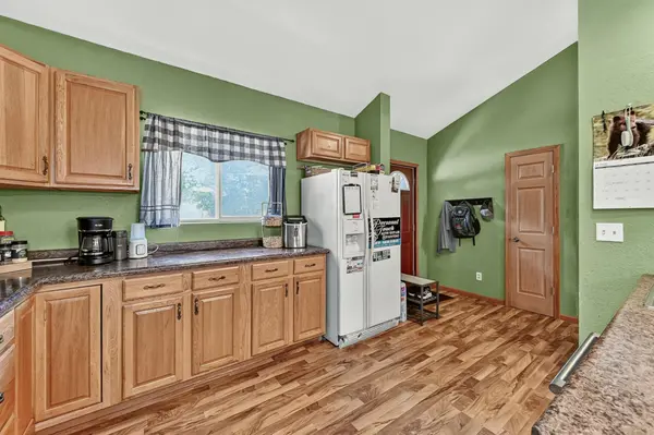 313 Cherry ST W, Mazeppa, MN 55956