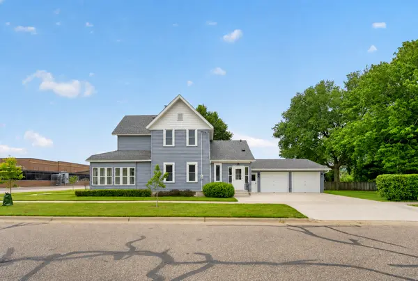 302 S Prairie ST, Lake City, MN 55041