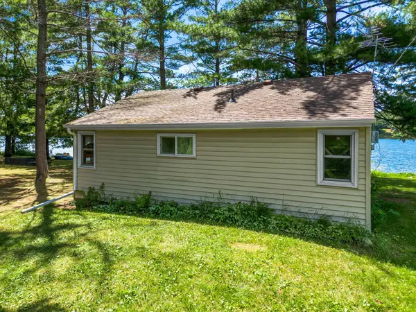 1585 Devils Lake DR, Mora, MN 55051