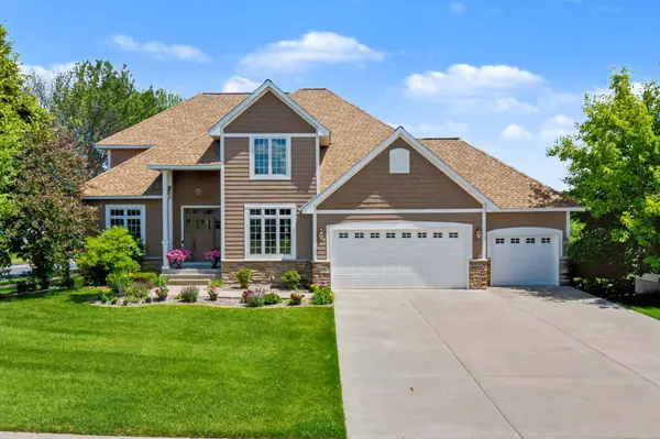 6680 Merrimac LN N, Maple Grove, MN 55311