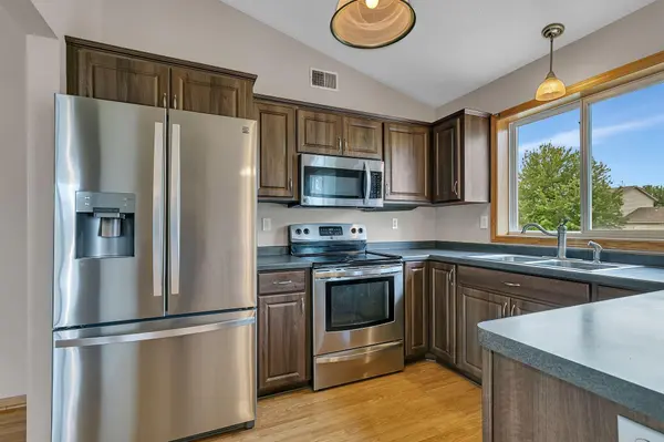6612 Yosemite ST, Saint Cloud, MN 56303