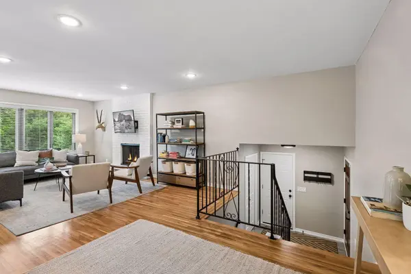 6328 Limerick LN, Edina, MN 55439