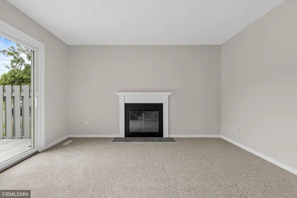 7654 Dunmore RD, Woodbury, MN 55125