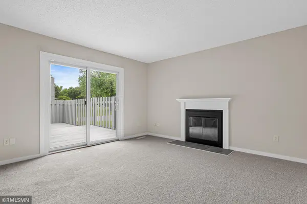 7654 Dunmore RD, Woodbury, MN 55125