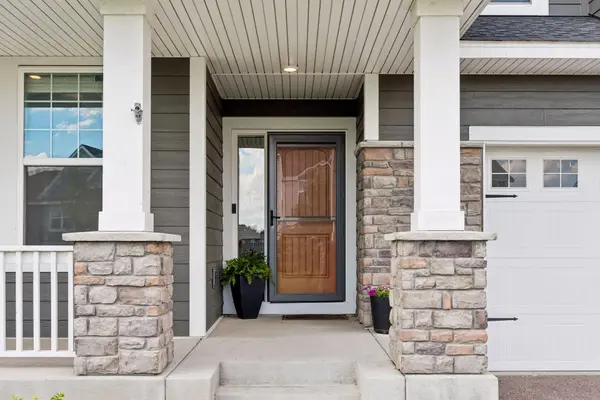 1710 Bluegrass TRL, Victoria, MN 55386