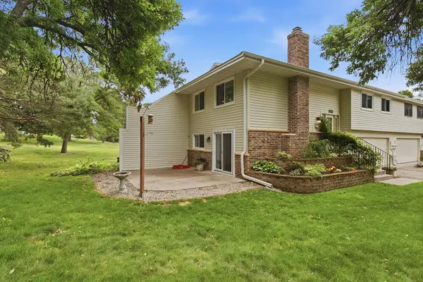 12095 71st PL N, Maple Grove, MN 55369