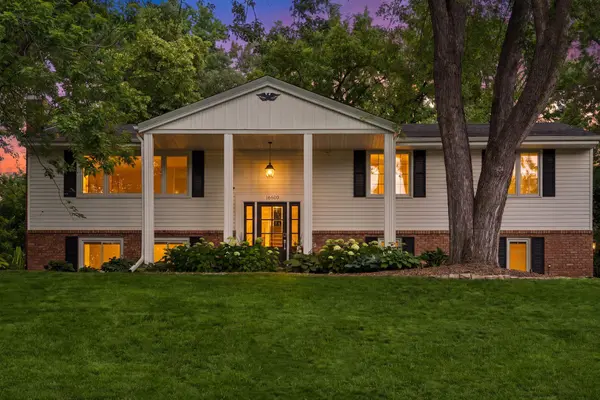 16608 Eagle Ridge DR, Minnetonka, MN 55345