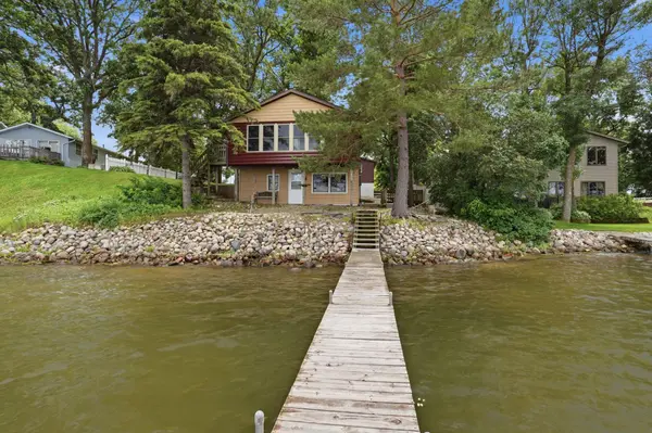 4412 189th AVE NW, New London, MN 56273