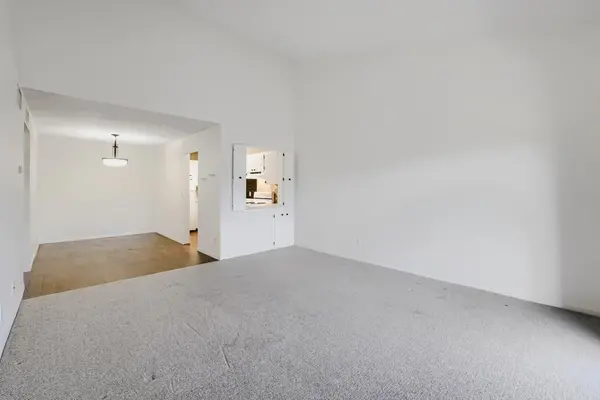 4100 Parklawn AVE #316, Edina, MN 55435