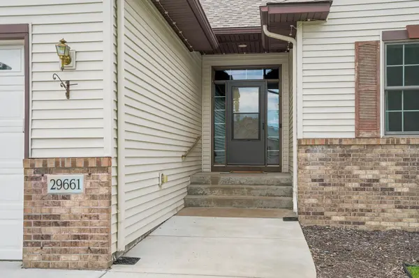 29661 Shoreview CIR, Lindstrom, MN 55045