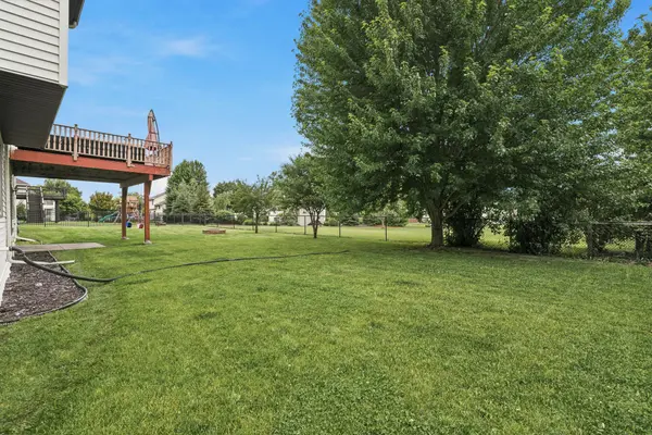 29661 Shoreview CIR, Lindstrom, MN 55045