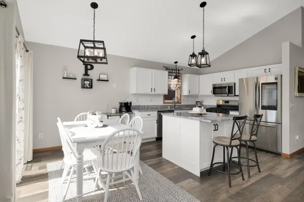 201 13th ST, Farmington, MN 55024
