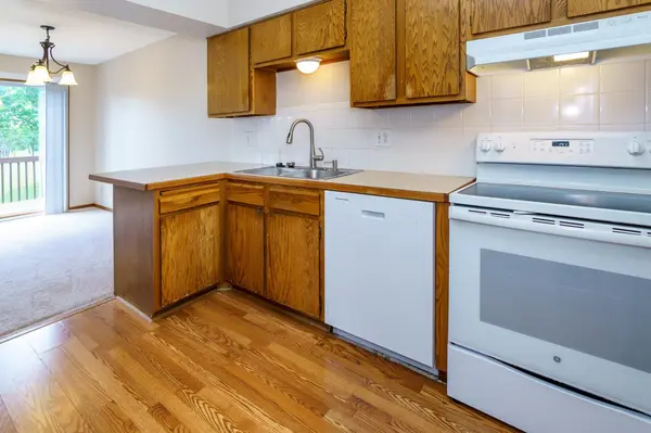 10375 Balsam LN, Eden Prairie, MN 55347
