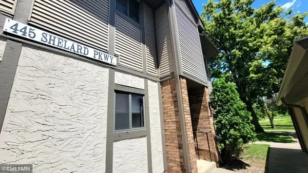 445 Shelard Pkwy #101, Saint Louis Park, MN 55426