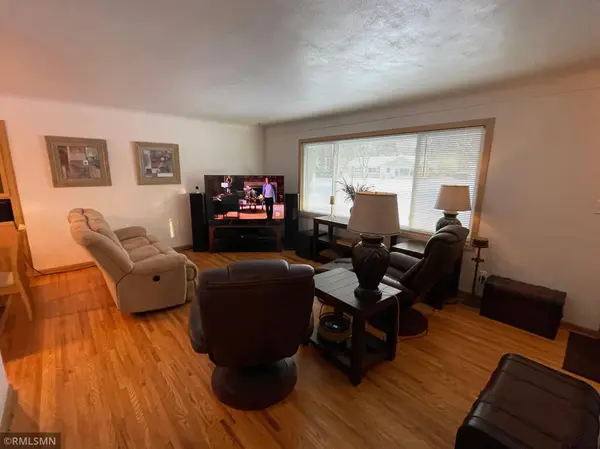 2327 Mayfair AVE, White Bear Lake, MN 55110