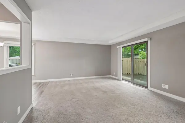 2401 Unity AVE N, Golden Valley, MN 55422