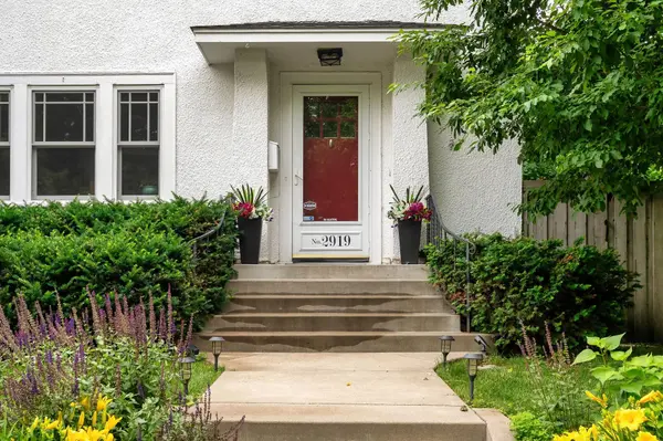 2919 W 47th ST, Minneapolis, MN 55410