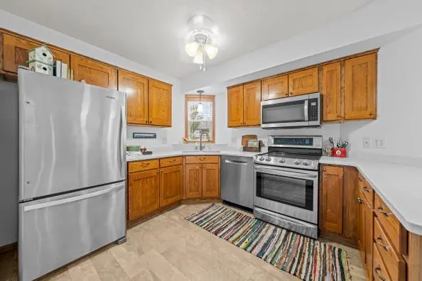 700 Leroy LN #2, River Falls, WI 54022