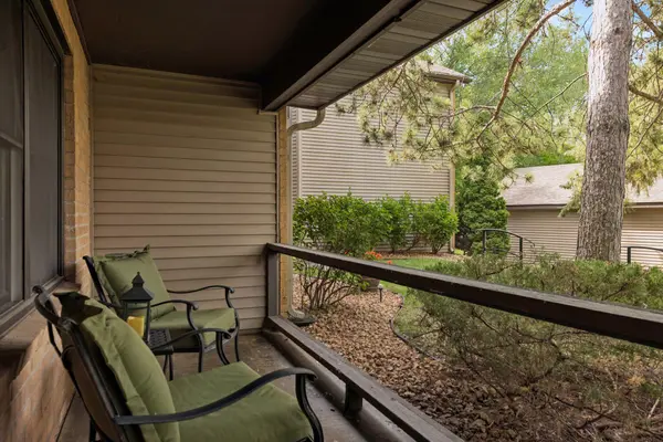 11041 Oregon CIR #53, Bloomington, MN 55438