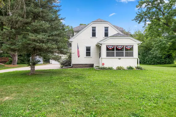 2020 Margaret ST N,  North Saint Paul,  MN 55109