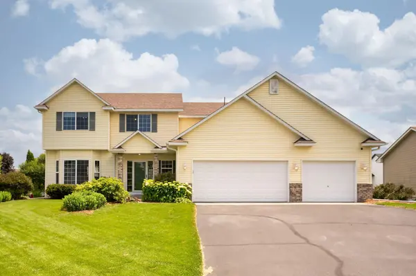 2027 Chester ST, Shakopee, MN 55379