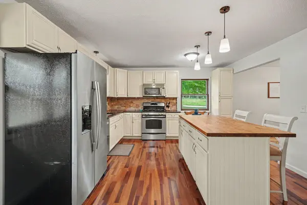 14680 University AVE NW, Andover, MN 55304