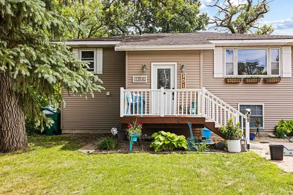 301 Wall AVE, Horace, ND 58047