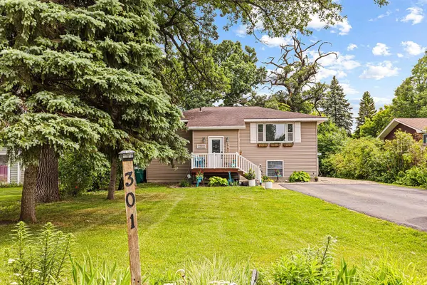 301 Wall AVE, Horace, ND 58047