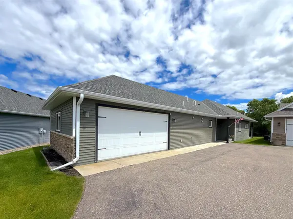 441 Pintail CIR, Annandale, MN 55302