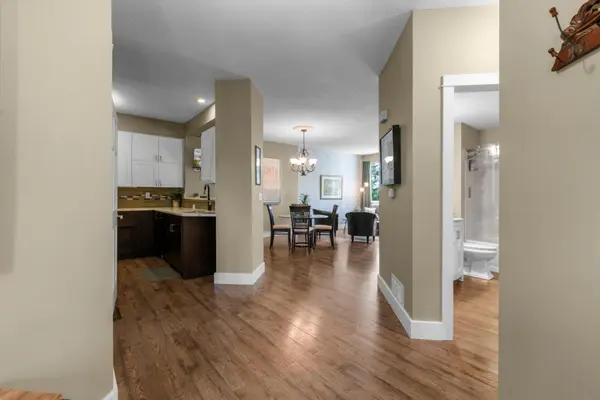 11692 Langford CIR, Burnsville, MN 55337