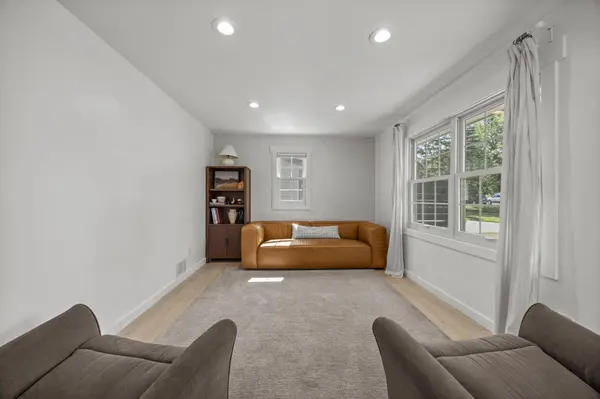 620 Hillside DR NW, Watertown, MN 55388