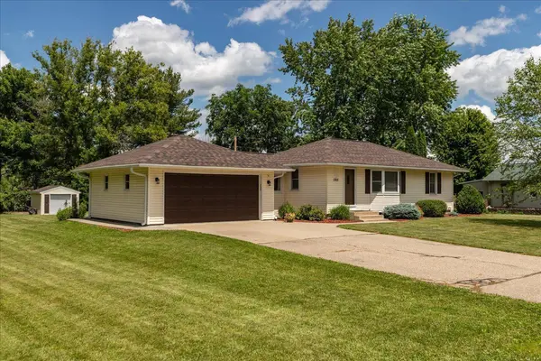 1305 25th ST SE, Rochester, MN 55904