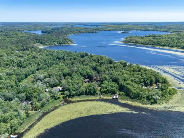 36830 Indian Point RD, Cohasset, MN 55721