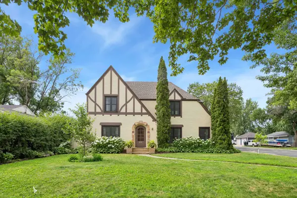 405 E Main ST,  Waconia,  MN 55387