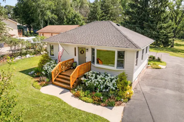 3520 Edgerton ST, Vadnais Heights, MN 55127