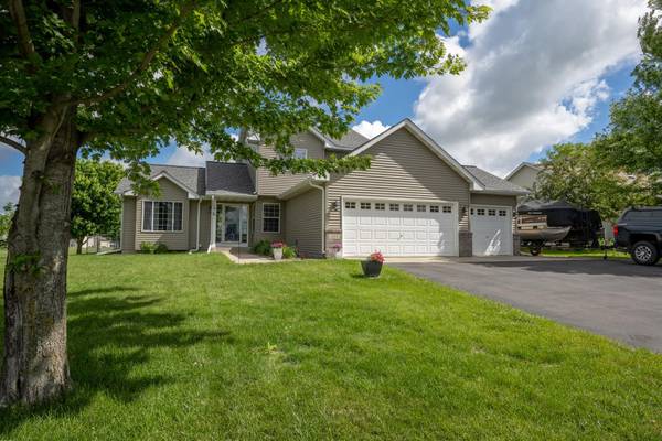 293 Birch ST, Baldwin, WI 54002