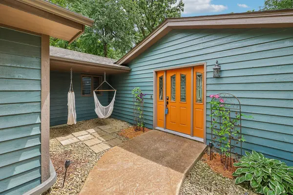 38295 Golf AVE, North Branch, MN 55056