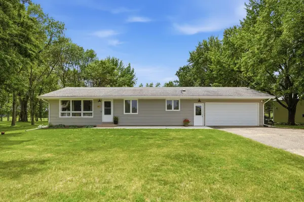 1150 13th AVE NW, Hutchinson, MN 55350