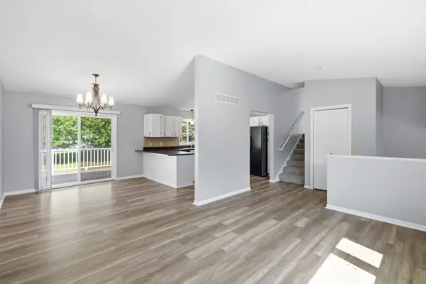 212 Glen Ellen DR, Mankato, MN 56001