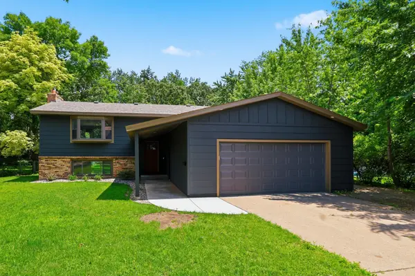 1810 Levee AVE, Anoka, MN 55303