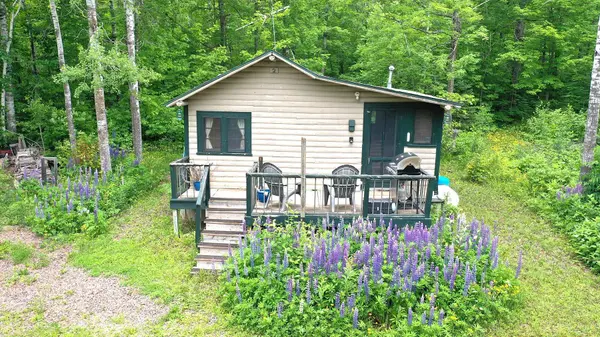 5209 Klinker RD, Silver Bay, MN 55614
