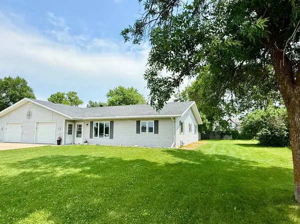 531 6th ST, Audubon, MN 56511