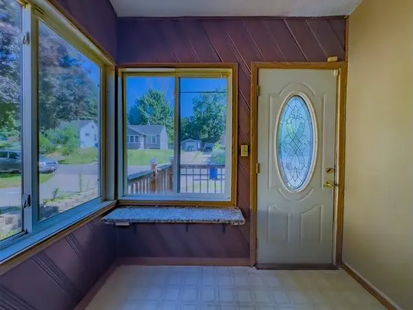 2001 Nortonia AVE, Saint Paul, MN 55119