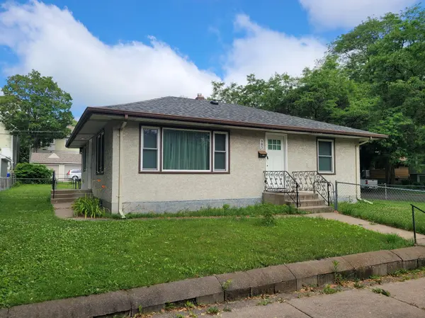 985 Bradley ST, Saint Paul, MN 55130