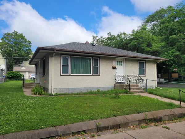 985 Bradley ST, Saint Paul, MN 55130