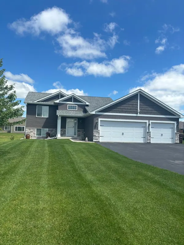 1707 Misty CIR, Buffalo, MN 55313