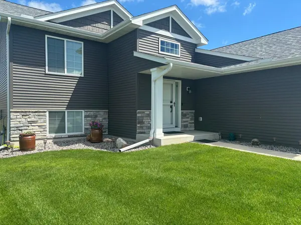 1707 Misty CIR, Buffalo, MN 55313