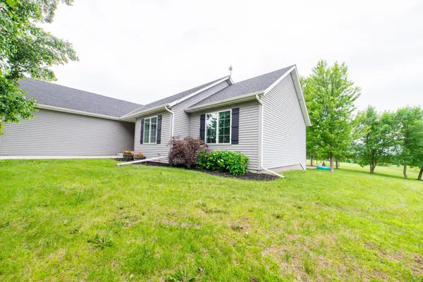 71187 240th ST, Dassel, MN 55325