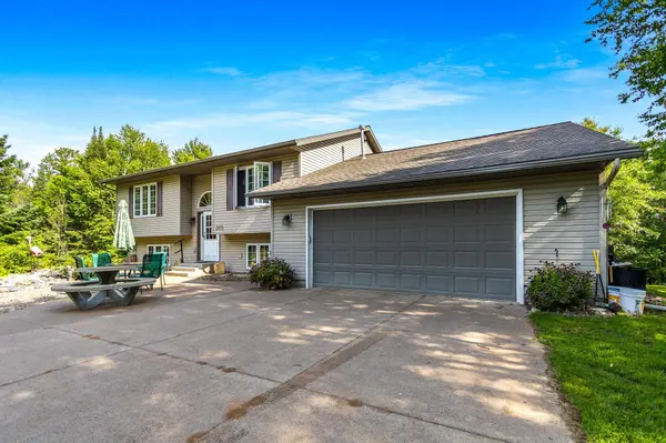 3171 Logan DR, Sturgeon Lake, MN 55783